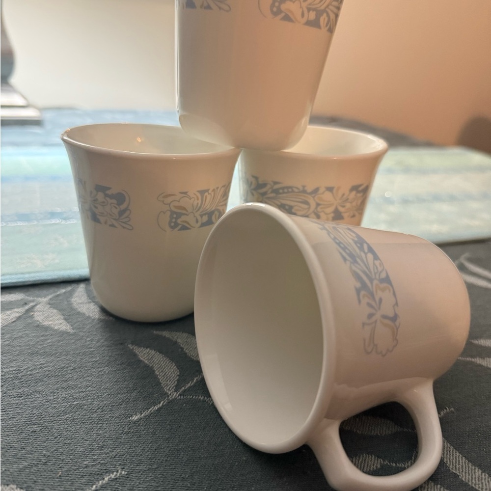 Corelle Corning SEA & SAND U.S.A. Coffee Cups/mugs Vintage 4 Piece Set